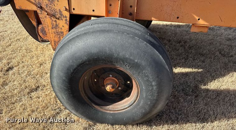 image for item DV2855 Bear Cat 4200 tub grinder