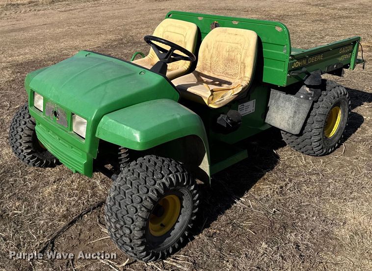 image for item DV2856 2001 John Deere Gator utility vehicle