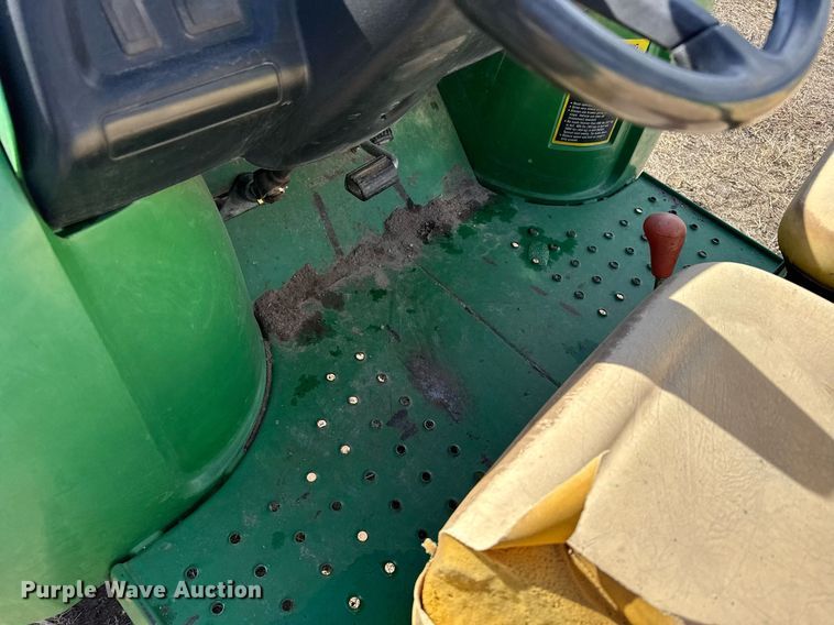 image for item DV2856 2001 John Deere Gator utility vehicle