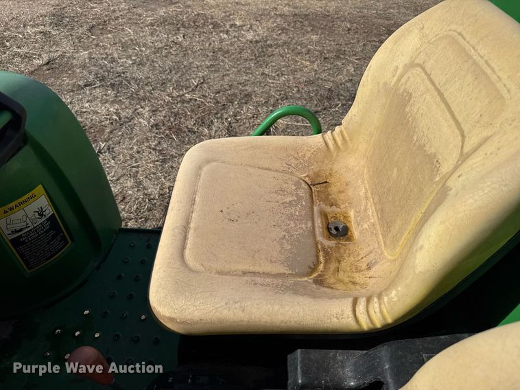 image for item DV2856 2001 John Deere Gator utility vehicle