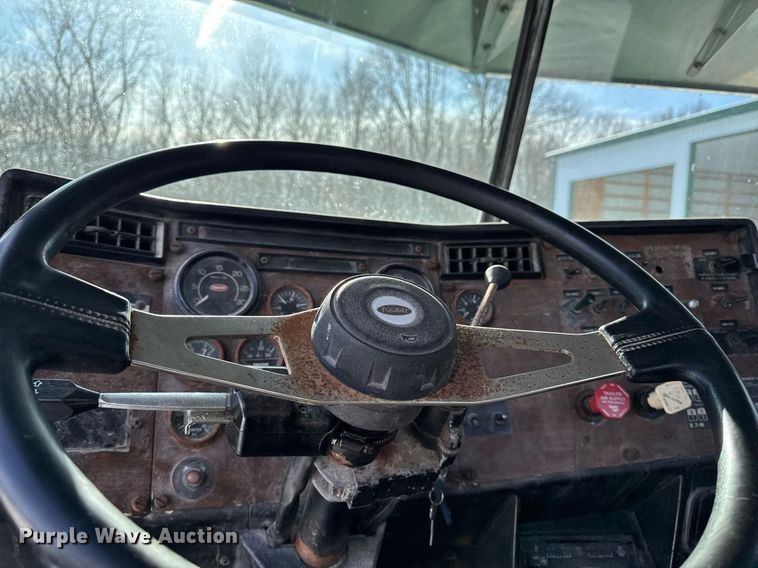 image for item DW2476 1989 Peterbilt 377 truck cab and chassis
