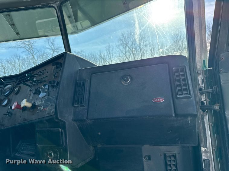 image for item DW2476 1989 Peterbilt 377 truck cab and chassis