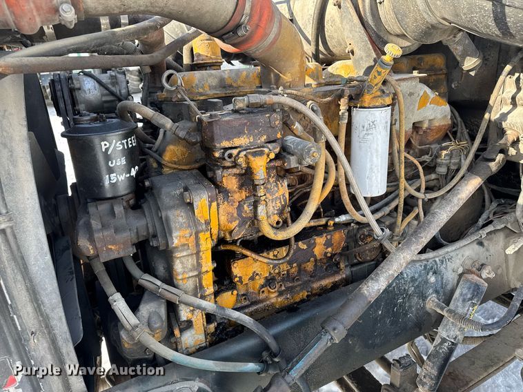 image for item DW2476 1989 Peterbilt 377 truck cab and chassis