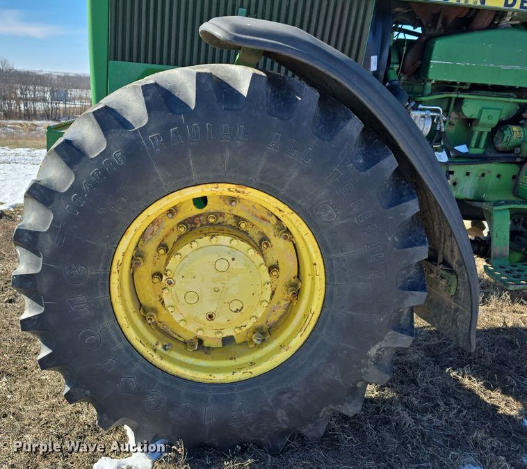 image for item DW3062 1983 John Deere 4850 MFWD tractor