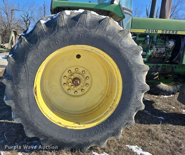 image for item DW3062 1983 John Deere 4850 MFWD tractor