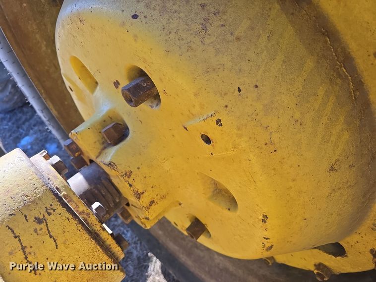 image for item DW3062 1983 John Deere 4850 MFWD tractor