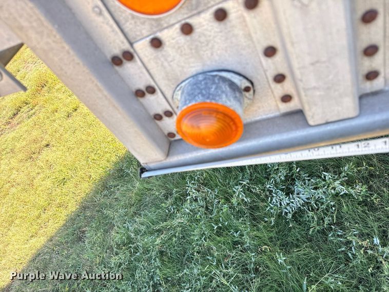 image for item DX3625 1989 Cornhusker Grain Hopper grain trailer