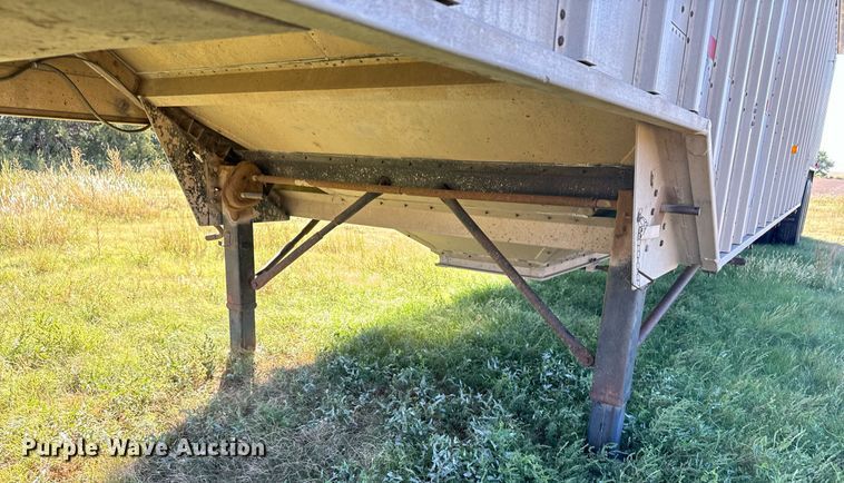 image for item DX3625 1989 Cornhusker Grain Hopper grain trailer