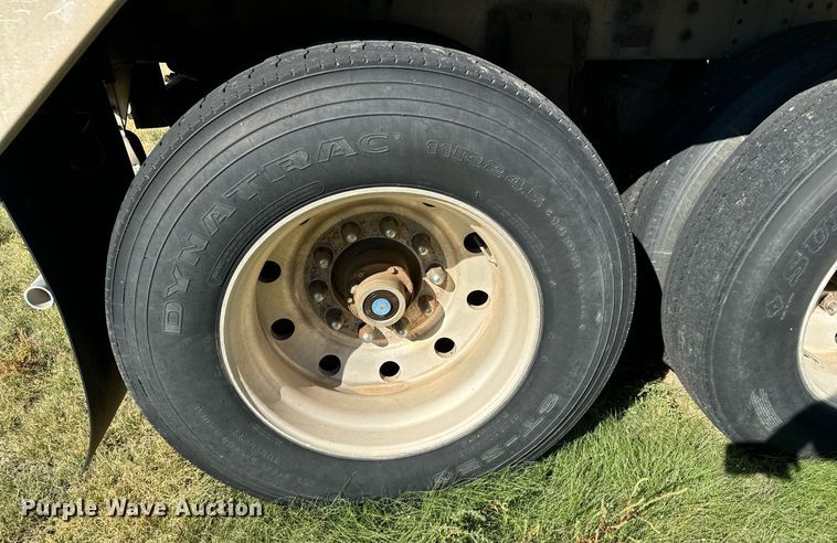 image for item DX3625 1989 Cornhusker Grain Hopper grain trailer