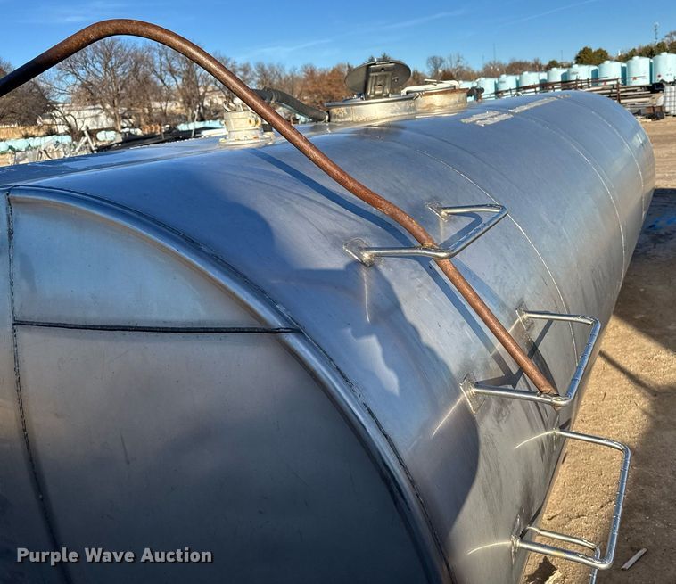 image for item DX3946 Water tank