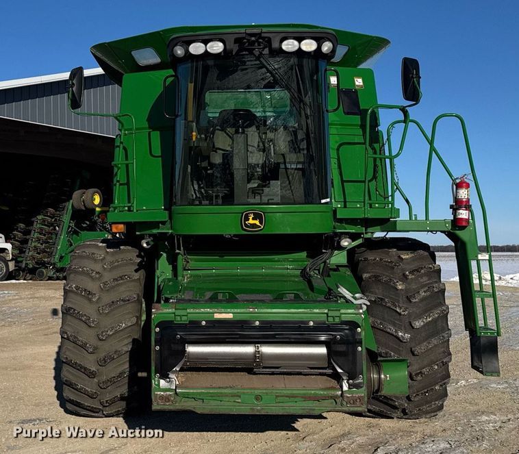 image for item DX3951 2008 John Deere 9770 STS combine