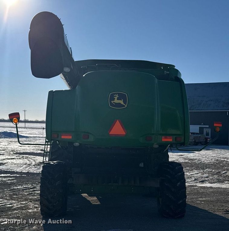 image for item DX3951 2008 John Deere 9770 STS combine