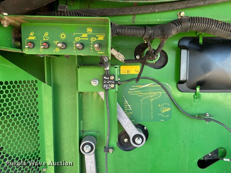 image for item DX3951 2008 John Deere 9770 STS combine