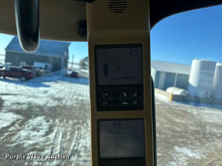 image for item DX3951 2008 John Deere 9770 STS combine