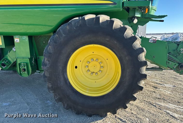 image for item DX3951 2008 John Deere 9770 STS combine