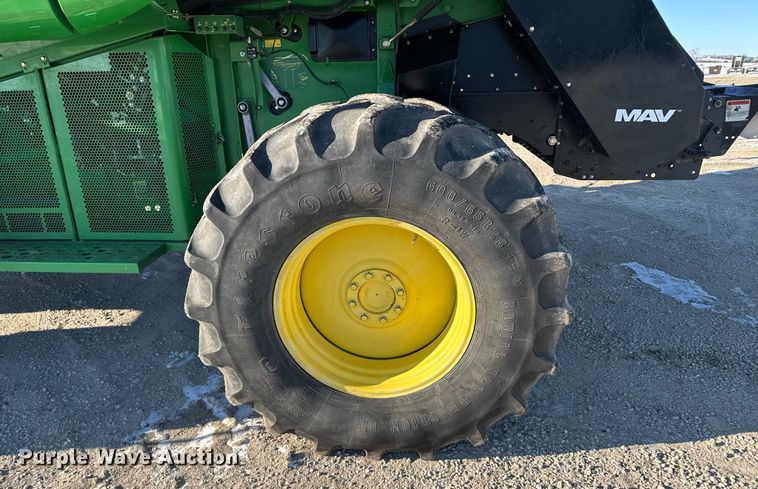 image for item DX3951 2008 John Deere 9770 STS combine