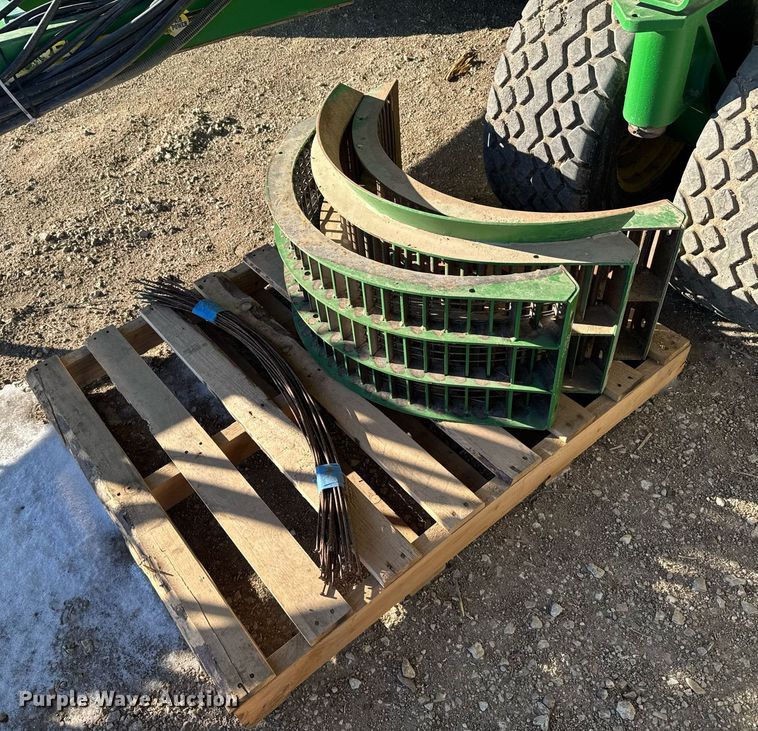 image for item DX3951 2008 John Deere 9770 STS combine