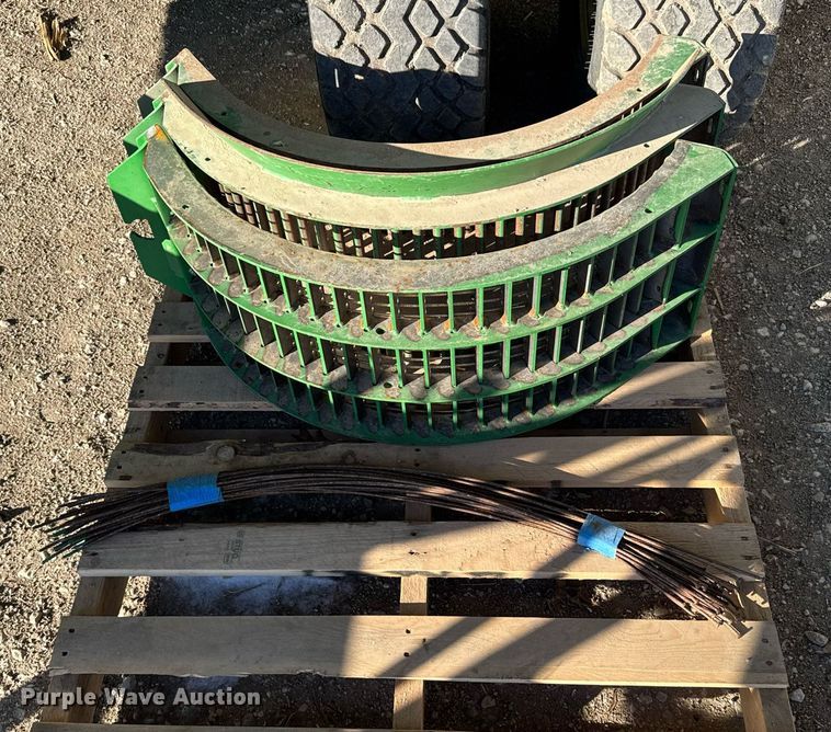 image for item DX3951 2008 John Deere 9770 STS combine