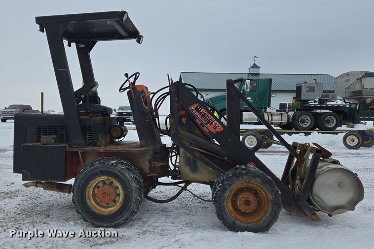 image for item EC3945 1991 Willmar Wrangler wheel loader