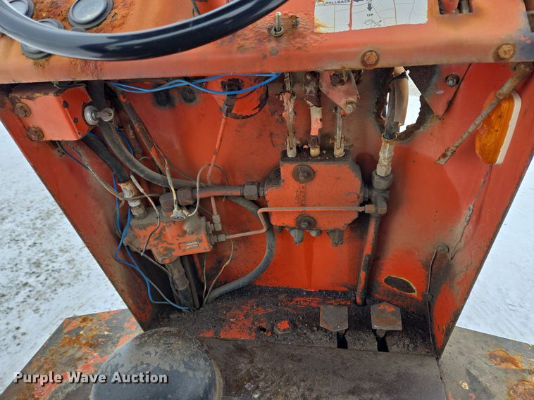 image for item EC3945 1991 Willmar Wrangler wheel loader