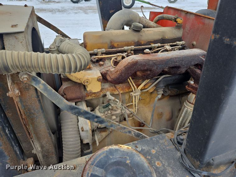 image for item EC3945 1991 Willmar Wrangler wheel loader