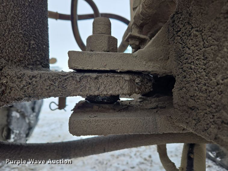 image for item EC3945 1991 Willmar Wrangler wheel loader