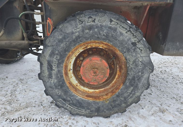 image for item EC3945 1991 Willmar Wrangler wheel loader