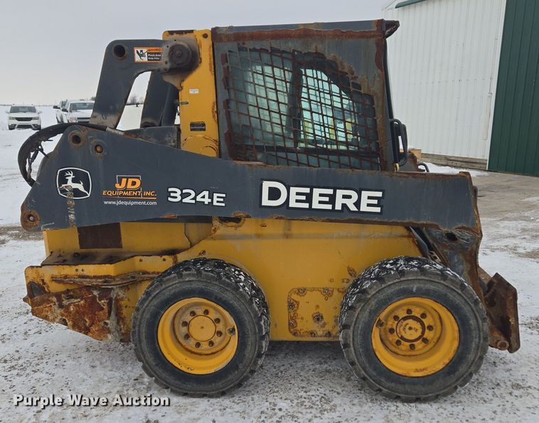 image for item EC3949 2017 John Deere 324E skid steer loader