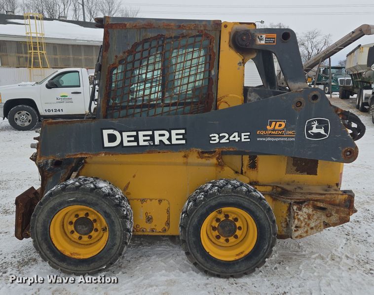 image for item EC3949 2017 John Deere 324E skid steer loader