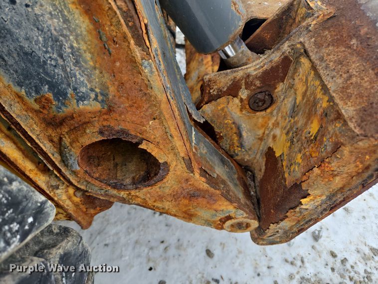 image for item EC3949 2017 John Deere 324E skid steer loader