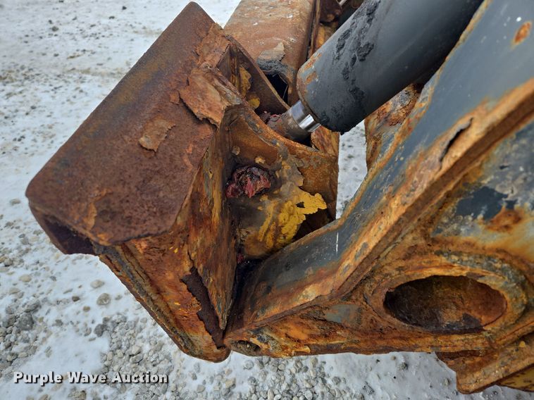 image for item EC3949 2017 John Deere 324E skid steer loader