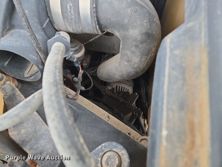 image for item EC3949 2017 John Deere 324E skid steer loader