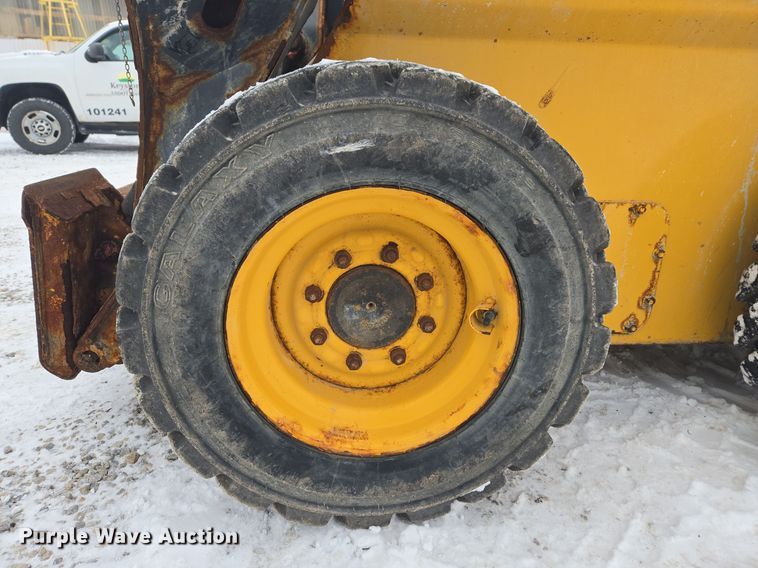 image for item EC3949 2017 John Deere 324E skid steer loader