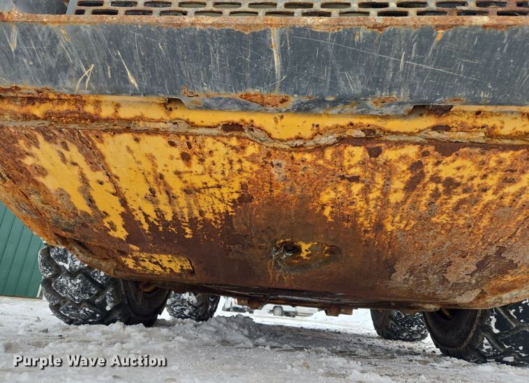 image for item EC3949 2017 John Deere 324E skid steer loader