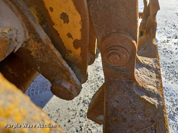 image for item EC3950 2001 Willmar 4500 Wrangler compact wheel loader