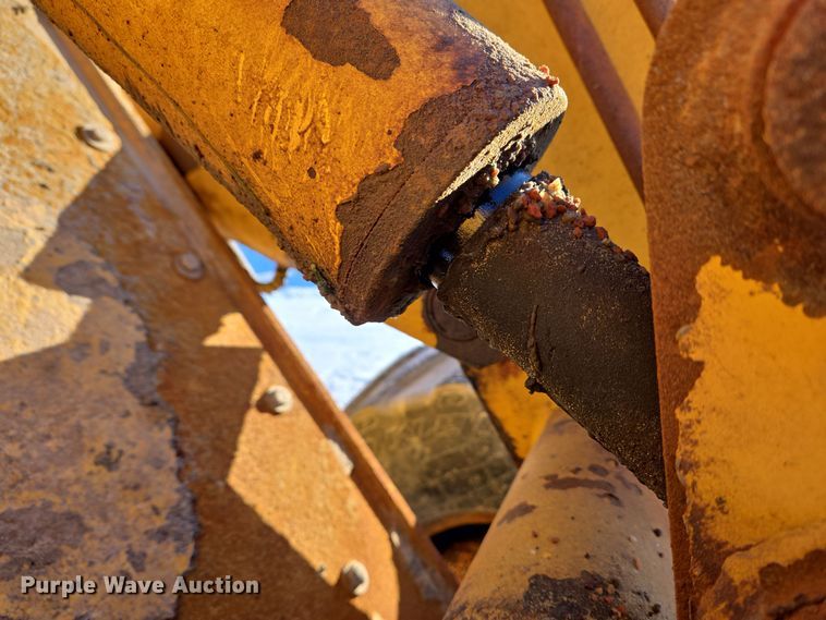 image for item EC3950 2001 Willmar 4500 Wrangler compact wheel loader