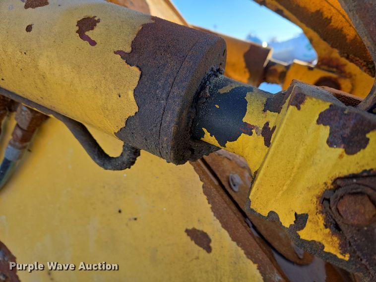 image for item EC3950 2001 Willmar 4500 Wrangler compact wheel loader