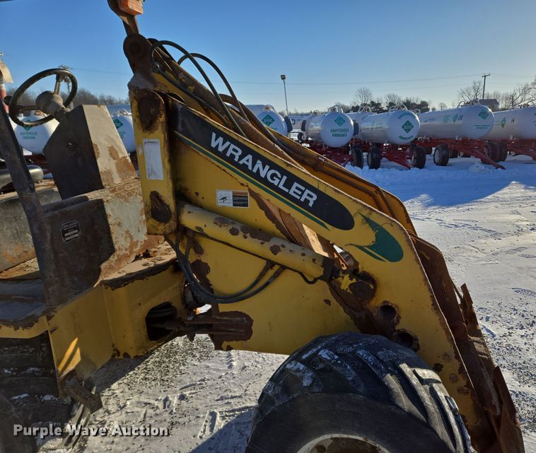 image for item EC3950 2001 Willmar 4500 Wrangler compact wheel loader