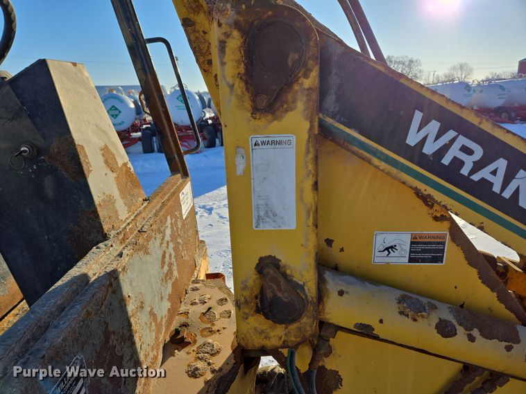 image for item EC3950 2001 Willmar 4500 Wrangler compact wheel loader