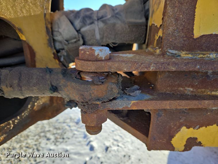 image for item EC3950 2001 Willmar 4500 Wrangler compact wheel loader