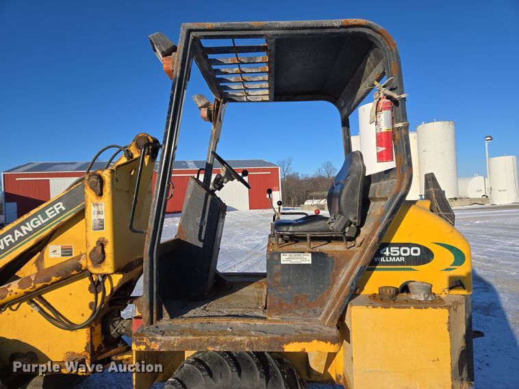 image for item EC3950 2001 Willmar 4500 Wrangler compact wheel loader