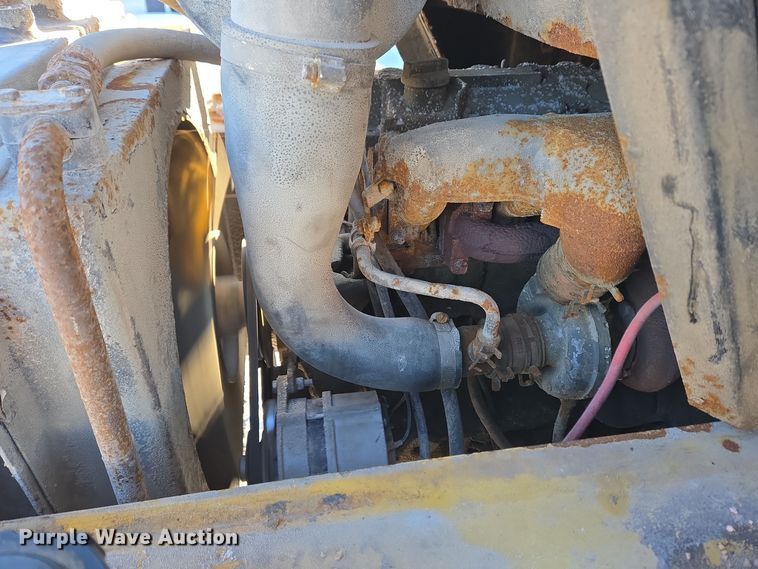 image for item EC3950 2001 Willmar 4500 Wrangler compact wheel loader