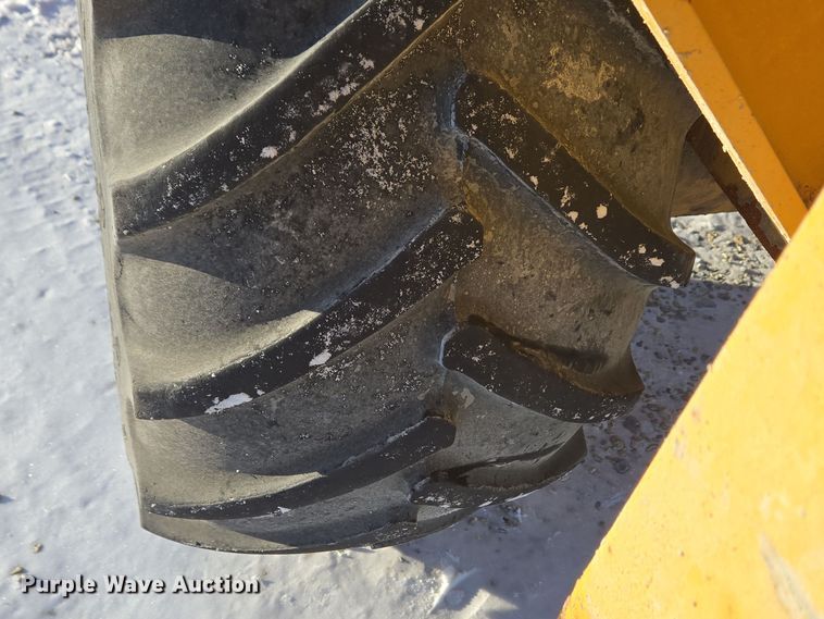 image for item EC3950 2001 Willmar 4500 Wrangler compact wheel loader