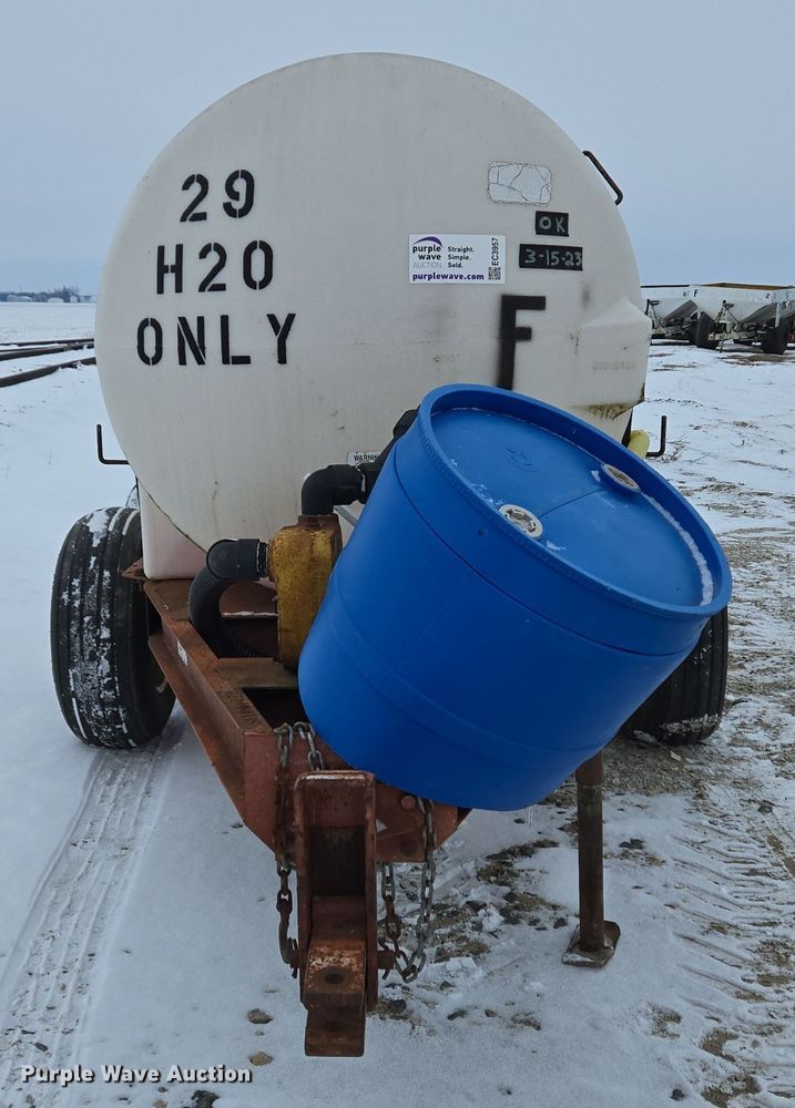 image for item EC3957 AG Systems AG1000 nurse tank trailer