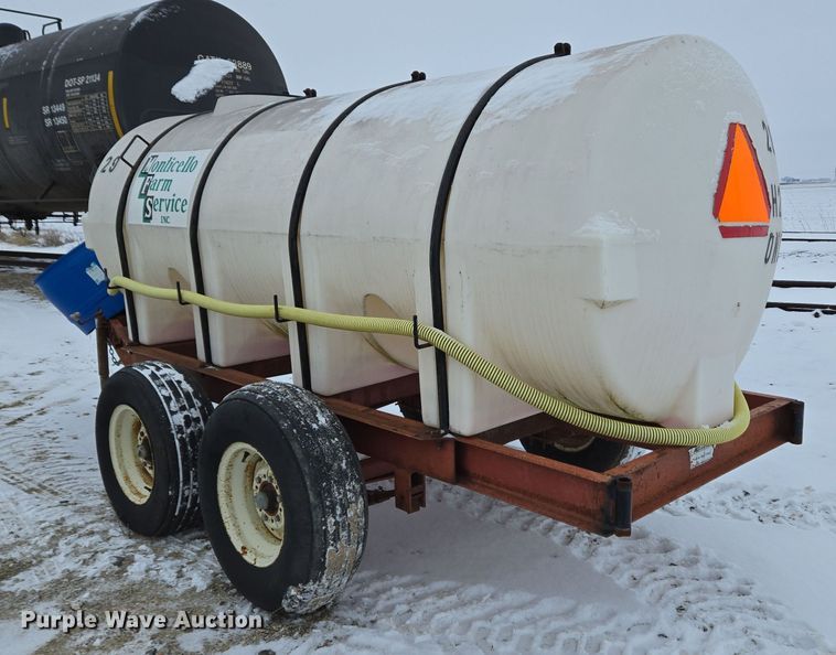 image for item EC3957 AG Systems AG1000 nurse tank trailer