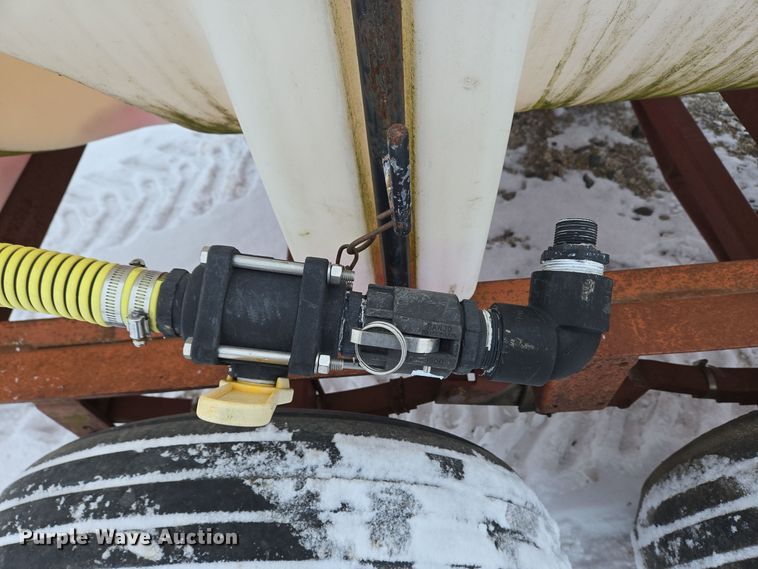 image for item EC3957 AG Systems AG1000 nurse tank trailer