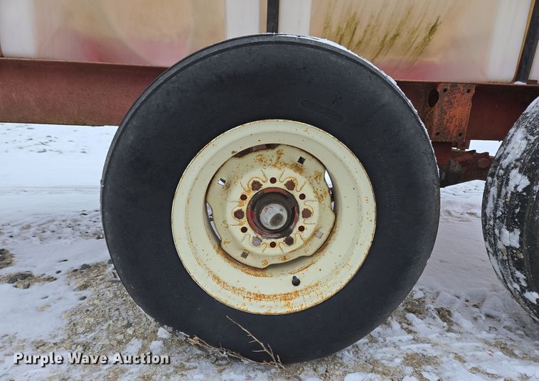 image for item EC3957 AG Systems AG1000 nurse tank trailer