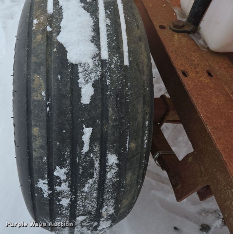 image for item EC3957 AG Systems AG1000 nurse tank trailer