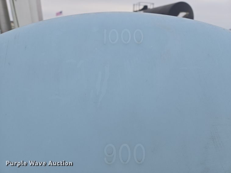 image for item EC3958 Nurse tank trailer