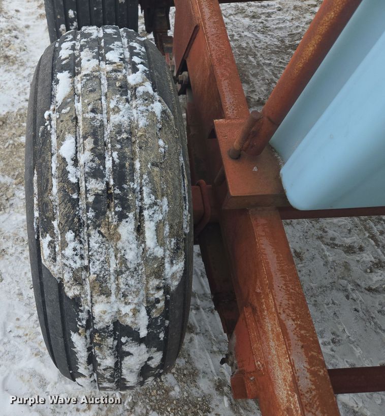 image for item EC3958 Nurse tank trailer